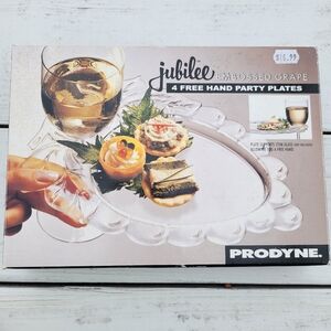 Party Plate Set (4) ~ Wine Holder For a Free Hand ~ Wine Club! Retro ~ NIB